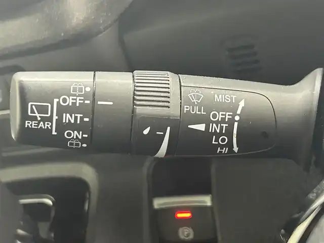 ホンダ Ｎ ＢＯＸ カスタム 岡山県 2024(令6)年 0.7万km クリスタルブラックパール 純正９インチメモリーナビ/（Ｂｌｕｅｔｏｏｔｈ/フルセグ/HDMI/USB/Carplay/Android Auto)/衝突軽減ブレーキシステム　/両側パワースライドドア/レーダークルーズコントロール/踏み間違い防止/純正ドライブレコーダー（前後）/シートヒーター(D/N)/オートハイビーム/オートライト/ＬＥＤヘッドライト/バックカメラ/コーナーセンサー（前後）/オートブレーキホールド/シートカバー（黒）/ISOFIX/後席サンシェイド/ステアリングスイッチ/チルトステアリング/シートリフター/シートバックテーブル/ウインカーミラー/ドアバイザー/チップアップシート/プッシュスタート/スマートキー/新車保証書/取扱説明書