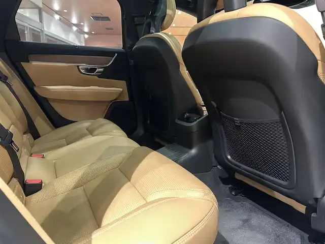ボルボ Ｖ９０ T8 TE AWD インスクリプション 道央・札幌 2018(平30)年 3.2万km 青Ｍ 電動パノラマガラスサンルーフ/Bowers＆Wilkinsサラウンド/電子制御式エアサスペンション/インテリセーフ/　・ACC/　・BLIS/・LKA/・CTA/・LCMA/・パイロットアシスト/純正HDDナビ/フルセグテレビ/USB/BT/360°カメラ/LEDヘッドライト/ナッパレザーシート/シートヒーター/シートベンチレーション/ステアリングヒーター/パワーテールゲート