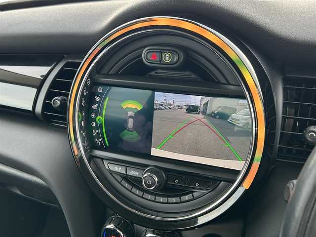 ＭＩＮＩ ミニ クーパー SD 長野県 2020(令2)年 2.9万km ペッパー・ホワイト 純正ナビ/純正ETC/ターボ/バックカメラ/ACC/前後コーナーセンサー/ディーゼル/2トーンカラー/17インチ純正AW/スマートキー/MTモード