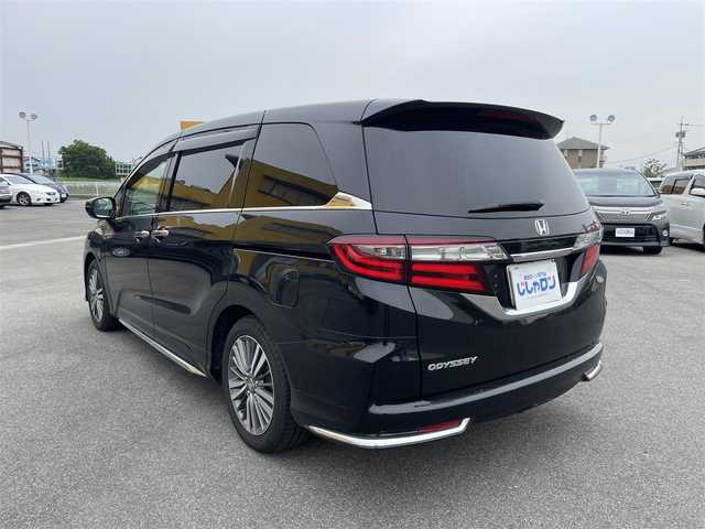 ホンダ オデッセイ G エアロ ホンダセンシング 佐賀県 2018(平30)年 11.2万km クリスタルブラックパール (株)IDOMが運営する【じしゃロン佐賀店】の自社ローン専用車両になります。/こちらは現金またはオートローンご利用時の価格です。自社ローンご希望の方は別途その旨お申付け下さい/・７人乗り　/・衝突軽減ブレーキ　/・フリップダウンモニター　/・両側電動スライドドア　/・純正ナビ/フルセグ/ＢＴオーディオ/ＤＶＤ/ＣＤ　/・バックカメラ　/・ＥＴＣ　/・プッシュスタート