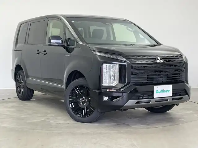 三菱 デリカＤ：５ シャモニー 新潟県 2025(令7)年 0.1千km 黒 4WD/衝突被害軽減ブレーキ/レーンキープアシスト/レーダークルーズコントロール/全方位モニター/ブラインドスポットモニター/両側パワースライドドア/パワーバックドア/D席パワーシート/ハーフレザーシート/前席シートヒーター/ステアリングヒーター/アイドリングストップ/横滑り防止装置/LEDヘッドライト/オートマチックハイビーム/レザーステアリング/パドルシフト