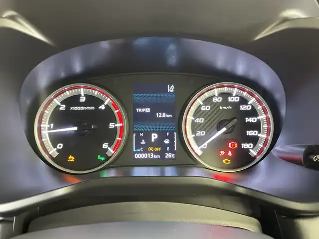 三菱 デリカＤ：５ シャモニー 新潟県 2025(令7)年 0.1千km 黒 4WD/衝突被害軽減ブレーキ/レーンキープアシスト/レーダークルーズコントロール/全方位モニター/ブラインドスポットモニター/両側パワースライドドア/パワーバックドア/D席パワーシート/ハーフレザーシート/前席シートヒーター/ステアリングヒーター/アイドリングストップ/横滑り防止装置/LEDヘッドライト/オートマチックハイビーム/レザーステアリング/パドルシフト