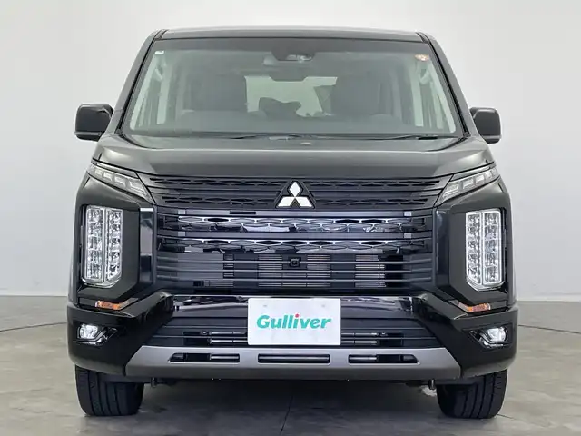 三菱 デリカＤ：５ シャモニー 新潟県 2025(令7)年 0.1千km 黒 4WD/衝突被害軽減ブレーキ/レーンキープアシスト/レーダークルーズコントロール/全方位モニター/ブラインドスポットモニター/両側パワースライドドア/パワーバックドア/D席パワーシート/ハーフレザーシート/前席シートヒーター/ステアリングヒーター/アイドリングストップ/横滑り防止装置/LEDヘッドライト/オートマチックハイビーム/レザーステアリング/パドルシフト