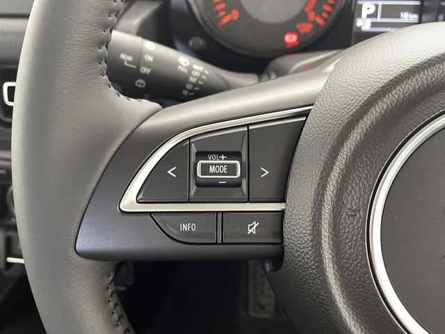 スズキ ジムニー XC 千葉県 2025(令7)年 0.1千km ジャングルグリーン 登録済未使用車/オーディオレス/衝突被害軽減システム/レーンキープアシスト/クルーズコントロール/コーナーセンサー（後ろのみ）/横滑り防止装置/パワーステアリング/４WD/アイドリングストップ/シートヒーター（D/N席)/オートライト/LEDヘッドライト/フォグランプ/純正16インチアルミホイール