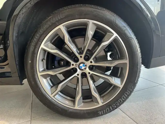 ＢＭＷ Ｘ４ xDrive 30i Mスポーツ 愛知県 2018(平30)年 6.1万km 黒 パノラミックＳ／Ｒ　/ＨＵＤ　/革シート　/純正ナビ　/Ｂｌｕｅｔｏｏｔｈ　/フルセグＴＶ　/３６０度カメラ　/スクリーンミラーリング　/インテリジェントセーフティ　/シートヒーター/エアシート/ワイヤレスチャージ　/ＡＣＣ　/ＬＫＡ/BSM/ドライブレコーダー/ミラー型ETC/パワーバックドア/プッシュスタート/アイドリングストップ/ウィンカーミラー