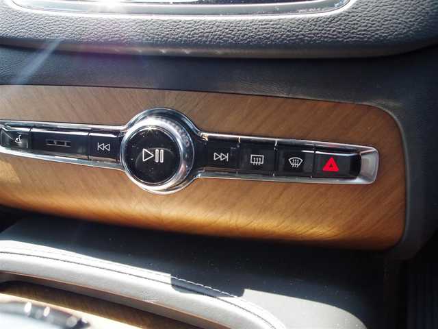 ボルボ ＸＣ９０ 埼玉県 2020(令2)年 5.8万km 黒 ブラックレザーシート/アダプティブクルーズコントロール/パノラマルーフ/HarmanKardon/全周囲カメラ/ブラインドスポットモニター/androidauto/シートHI/ベンチレーション/電動リアゲート/フルセグTV/ETC