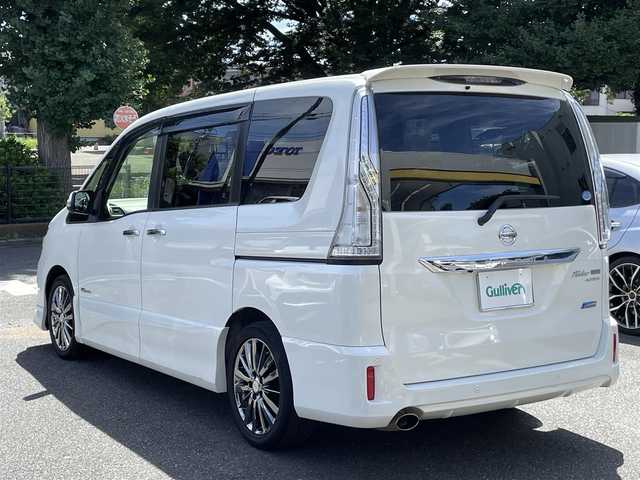 日産 セレナ ライダー パフォ S HV Aセーフ 神奈川県 2015(平27)年 5.9万km ブリリアントホワイトパール ワンオーナー/エマージェンシーブレーキ/踏み間違え防止アシスト/アイドリングストップ/純正8インチメモリナビ/CD/DVD/Bluetooth/地デジ/HDMI/アラウンドビューモニター/フリップダウンモニター/ETC車載器/両側パワースライドドア/LEDヘッドランプ/クルーズコントロール