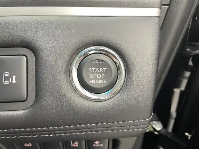 三菱 デリカＤ：５ ブラックエディション 滋賀県 2025(令7)年 0.1千km アメジストブラック 届出済み未使用車/ALPINE11インチナビ/【Bluetooth/CD/DVD/フルセグTV/HDMI/Apple CarPlay/Android Auto】/全方位カメラ/両側パワースライドドア/レザーシート/追従クルーズコントロール/ブラインドスポットモニタリング/LEDヘッドライト/オートマチックハイビーム/D席パワーシート/D/Nシートヒーター/ステアリングヒーター/パワーバックドア/AC100V電源/電動パーキングブレーキ/オートブレーキホールド/パドルシフト/プッシュスタート/スマートキー/ステアリングリモコン