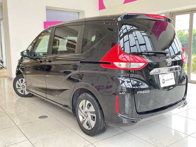 ホンダ フリード ハイブリット G ホンダセンシング 埼玉県 2022(令4)年 3.6万km クリスタルブラックパール ホンダセンシング/メモリーナビ/ CD/BT/AUX/バックカメラ/両側電動スライドドア/LEDヘッドライト/レーダークルーズコントロール/レーンキープアシスト/ETC/スマートキー/禁煙車