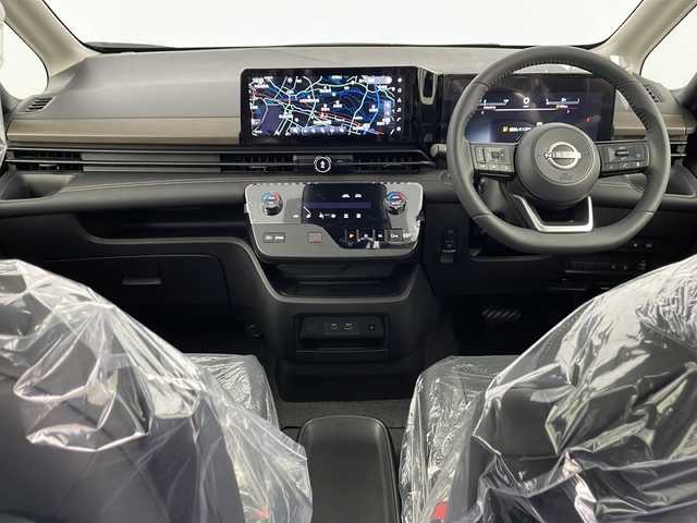 日産 セレナ e－パワー ハイウェイスター V 埼玉県 2025(令7)年 0.1千km プリズムホワイト 純正ナビ/（AM/FM/TV/BT/USB/HDMI）/全方位カメラ　/置くだけ充電 /デジタルインナーミラー　/ブラインドスポットモニター　/ビルトインET２．０/プロパイロット/エマージェンシーブレーキ/両側電動スライドドア /コーナーセンサー　　/プッシュスタート　/スマートキー　/ウインカーミラー　/木目調パネル/革巻きハンドル