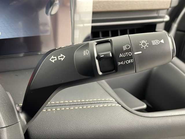 日産 セレナ e－パワー ハイウェイスター V 埼玉県 2025(令7)年 0.1千km プリズムホワイト 純正ナビ/（AM/FM/TV/BT/USB/HDMI）/全方位カメラ　/置くだけ充電 /デジタルインナーミラー　/ブラインドスポットモニター　/ビルトインET２．０/プロパイロット/エマージェンシーブレーキ/両側電動スライドドア /コーナーセンサー　　/プッシュスタート　/スマートキー　/ウインカーミラー　/木目調パネル/革巻きハンドル