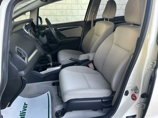 ホンダ フィット 15X 神奈川県 2014(平26)年 3.2万km プレミアムホワイトパール ワンオーナー/純正ナビ（CD/AM/FM/USB/HDMI/BT/ワンセグTV)/バックカメラ/ビルトインETC/ステアリングスイッチ/横滑り防止装置/盗難防止装置/ABS/アイドリングストップ/プッシュスタート/オートライト/電格ウィンカーミラー/フロントワイパーデアイサー/純正フロアマット/純正アルミホイール/純正ドアバイザー/ISOFIX/スペアキー×１/保証書/取扱説明書