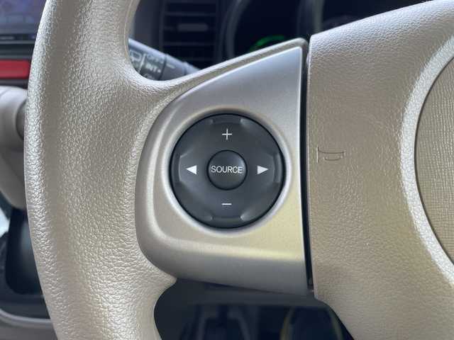 ホンダ Ｎ ＢＯＸ G Lパッケージ 石川県 2014(平26)年 6.8万km シルバー 社外メモリーナビ　フルセグＴＶ　パワースライドドア　スマートキー　プッシュスタート　電動ミラー　ベンチシート　スタッドレス積み込み