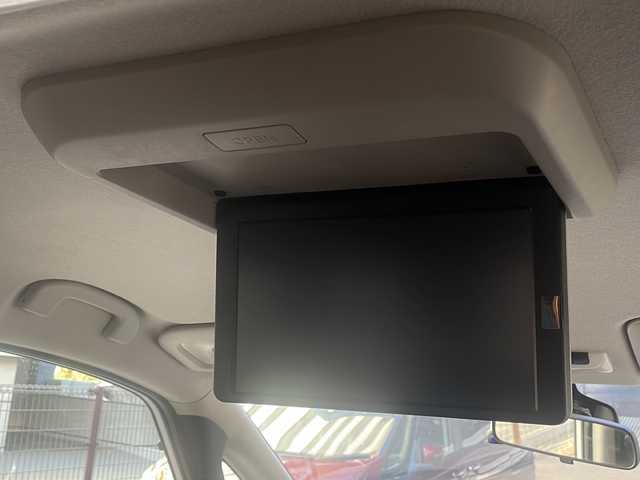 日産 セレナ e－パワー XV 広島県 2021(令3)年 6.3万km ブリリアントホワイトパール 禁煙車/エマージェンシーブレーキ/車線逸脱警報/ハイビームアシスト/BSM/セーフティパックA/クルーズコントロール/純正10型ナビ/・フルセグTV/CD/DVD/Blu-ray/Bluetooth/・SD/REC/純正フリップダウンモニター/アラウンドビューモニター/コーナーセンサー/ステアリングスイッチ（非連動）/オートライト/リアサンシェード/スマートキー/プッシュスタート/スペアキー/純正ドライブレコーダー（DH5-D）/ETC/純正15インチアルミホイール