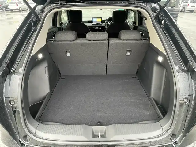 ホンダ ヴェゼル G 山形県 2024(令6)年 1.3万km クリスタルブラックパール 4WD/ワンオーナー/ホンダセンシング/メモリナビ/　【CD DVD SD USB BT】/フルセグTV/バックカメラ/ETC/ドライブレコーダー/ステアリングスイッチ/レーダークルーズコントロール/シートヒーター/オートホールド/ダウンヒルアシスト/LEDライト/フォグランプ/純正16インチアルミホイール/保証書、取説あり/スペアキーあり