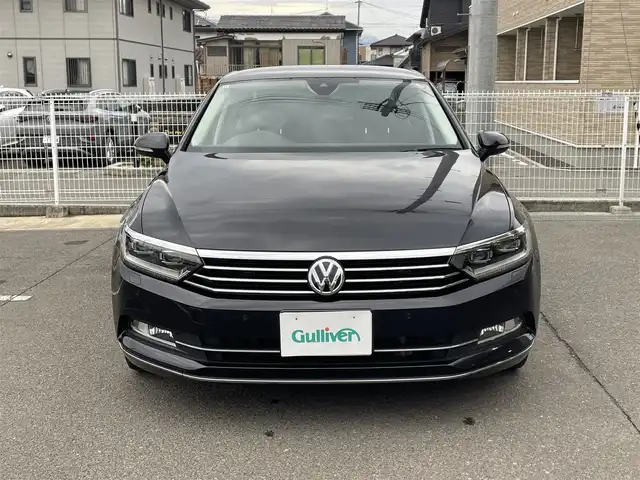 フォルクスワーゲン パサート TSI ハイライン 福島県 2015(平27)年 13.1万km ディープブラックパールエフェクト ワンオーナー/純正メモリーナビ/CD/DVD/SD/BT/USB/社外16インチAW(純正17AW＋夏タイヤ積込)/プリクラッシュブレーキシステム/レーンチェンジアシストシステム/レーダークルーズコントロール/クリアランスソナー/黒レザーシート/パワーシート/シートヒーター/エアシート/パワーテールゲート/リアオートサンシェード/アイドリングストップ/ステアリングリモコン/バックカメラ/パドルシフト/オートライト/LEDヘッドライト/フォグライト/プッシュスタート/ドアバイザー/フロアマット/ETC