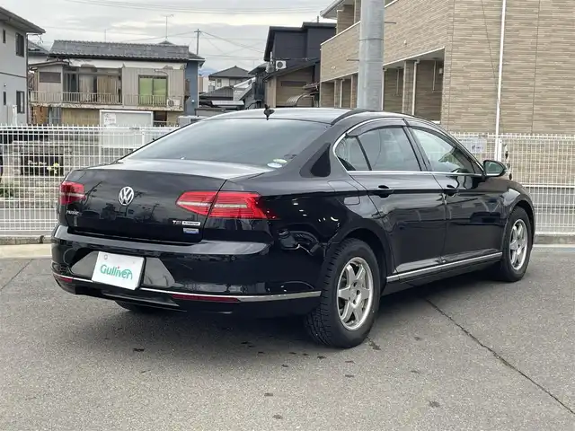 フォルクスワーゲン パサート TSI ハイライン 福島県 2015(平27)年 13.1万km ディープブラックパールエフェクト ワンオーナー/純正メモリーナビ/CD/DVD/SD/BT/USB/社外16インチAW(純正17AW＋夏タイヤ積込)/プリクラッシュブレーキシステム/レーンチェンジアシストシステム/レーダークルーズコントロール/クリアランスソナー/黒レザーシート/パワーシート/シートヒーター/エアシート/パワーテールゲート/リアオートサンシェード/アイドリングストップ/ステアリングリモコン/バックカメラ/パドルシフト/オートライト/LEDヘッドライト/フォグライト/プッシュスタート/ドアバイザー/フロアマット/ETC