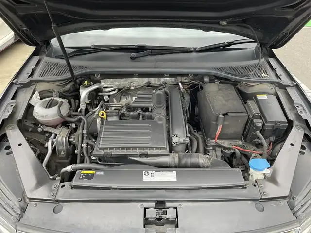 フォルクスワーゲン パサート TSI ハイライン 福島県 2015(平27)年 13.1万km ディープブラックパールエフェクト ワンオーナー/純正メモリーナビ/CD/DVD/SD/BT/USB/社外16インチAW(純正17AW＋夏タイヤ積込)/プリクラッシュブレーキシステム/レーンチェンジアシストシステム/レーダークルーズコントロール/クリアランスソナー/黒レザーシート/パワーシート/シートヒーター/エアシート/パワーテールゲート/リアオートサンシェード/アイドリングストップ/ステアリングリモコン/バックカメラ/パドルシフト/オートライト/LEDヘッドライト/フォグライト/プッシュスタート/ドアバイザー/フロアマット/ETC