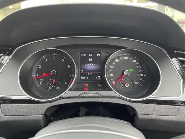 フォルクスワーゲン パサート TSI ハイライン 福島県 2015(平27)年 13.1万km ディープブラックパールエフェクト ワンオーナー/純正メモリーナビ/CD/DVD/SD/BT/USB/社外16インチAW(純正17AW＋夏タイヤ積込)/プリクラッシュブレーキシステム/レーンチェンジアシストシステム/レーダークルーズコントロール/クリアランスソナー/黒レザーシート/パワーシート/シートヒーター/エアシート/パワーテールゲート/リアオートサンシェード/アイドリングストップ/ステアリングリモコン/バックカメラ/パドルシフト/オートライト/LEDヘッドライト/フォグライト/プッシュスタート/ドアバイザー/フロアマット/ETC