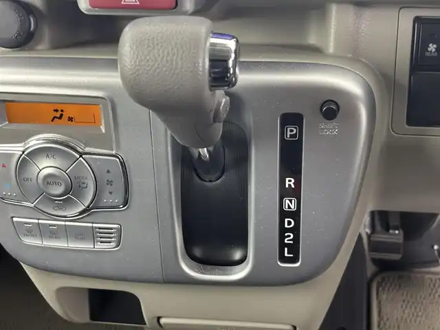 スズキ エブリィ ワゴン PZターボ スペシャル 埼玉県 2019(平31)年 4.7万km パールホワイト 社外ナビ(フルセグ/Bluetooth/AM/FM)/フリップダウンモニター/電動サイドステップ/レーダーブレーキサポート/両側パワースライドドア/ETC/ステアリングスイッチ/バックカメラ/純正フロアマット/純正アルミホイール/プッシュスタート/スマートキー