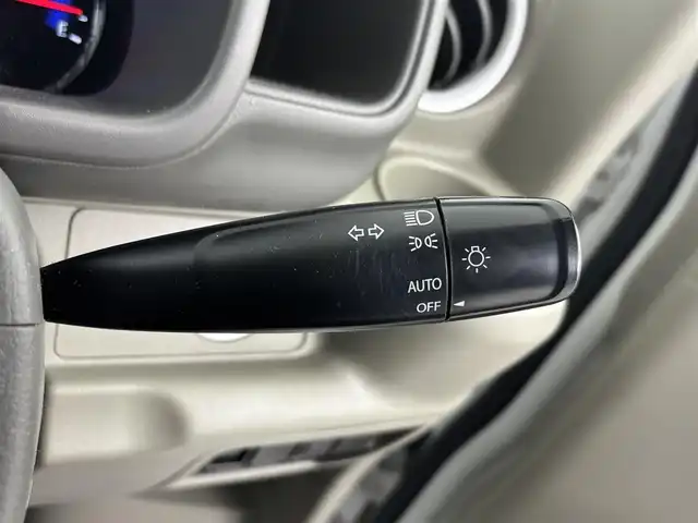 スズキ エブリィ ワゴン PZターボ スペシャル 埼玉県 2019(平31)年 4.7万km パールホワイト 社外ナビ(フルセグ/Bluetooth/AM/FM)/フリップダウンモニター/電動サイドステップ/レーダーブレーキサポート/両側パワースライドドア/ETC/ステアリングスイッチ/バックカメラ/純正フロアマット/純正アルミホイール/プッシュスタート/スマートキー