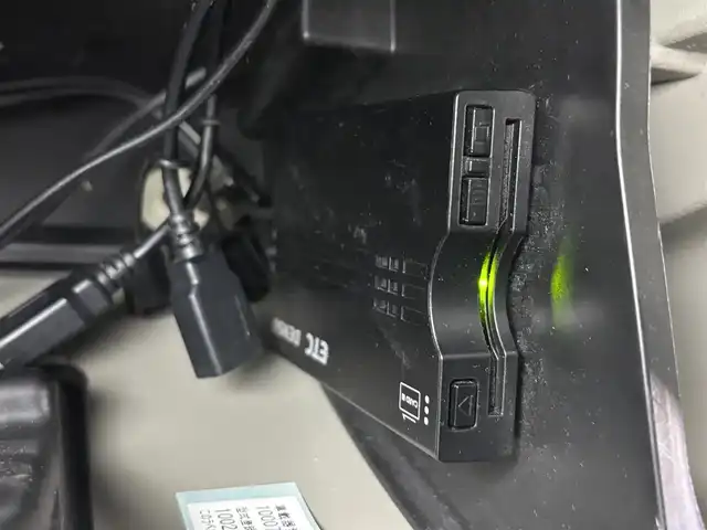 スズキ エブリィ ワゴン PZターボ スペシャル 埼玉県 2019(平31)年 4.7万km パールホワイト 社外ナビ(フルセグ/Bluetooth/AM/FM)/フリップダウンモニター/電動サイドステップ/レーダーブレーキサポート/両側パワースライドドア/ETC/ステアリングスイッチ/バックカメラ/純正フロアマット/純正アルミホイール/プッシュスタート/スマートキー
