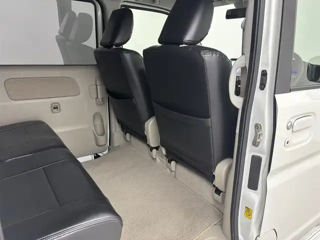 スズキ エブリィ ワゴン PZターボ スペシャル 埼玉県 2019(平31)年 4.7万km パールホワイト 社外ナビ(フルセグ/Bluetooth/AM/FM)/フリップダウンモニター/電動サイドステップ/レーダーブレーキサポート/両側パワースライドドア/ETC/ステアリングスイッチ/バックカメラ/純正フロアマット/純正アルミホイール/プッシュスタート/スマートキー