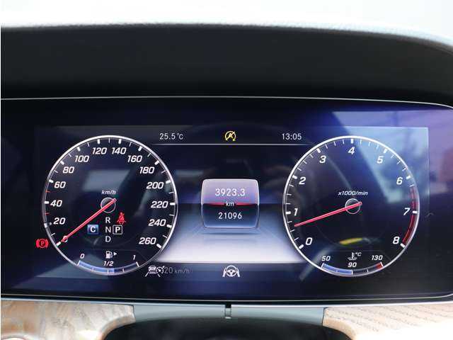 メルセデス・ベンツ Ｅ４５０ 4マチック エクスクルーシブ 長野県 2019(令1)年 2.2万km 赤 パノラマサンルーフ/黒革シート /純正ナビ/フルセグTV /360° カメラ/HUD /CarPlay /Burmester /マルチビームLED /パワーシート/全席ヒーター/ベンチレーション /パワーバックドア /エアサス /純正18AW