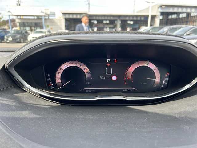 プジョー ５００８ GT ブルーHDi 滋賀県 2022(令4)年 3.1万km グレー ・サンルーフ/・アダプティブクルーズコントロール/・純正ディスプレイオーディオ/（BT/USB/CarPlay）/・バックカメラ／サイドカメラ/・半革シート／シートヒーター/・前後ドライブレコーダー/・ＥＴＣ/・純正１８ＡＷ/・レーンキープアシスト/・電動テールゲート/・運転席マッサージ機能付き/・オートマチックハイビーム