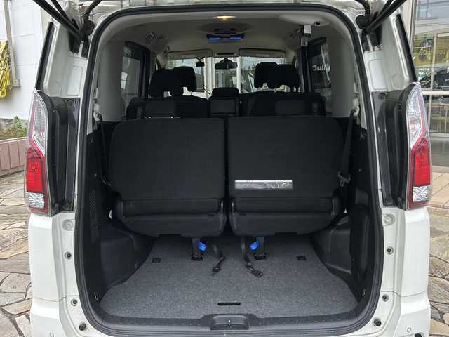 日産 セレナ ハイウェイスター プロパイロットED 静岡県 2017(平29)年 8.2万km ブリリアントホワイトパール 【主要装備】/プロパイロット　/アルパインナビ　/アルパイン後席フリップダウンモニター　/オートホールド　/両側パワースライドドア　/ステアリングスイッチ　/ドライブレコーダー　/アイドリングストップ　/スマートキー/プッシュスタート/純正16インチアルミホイール