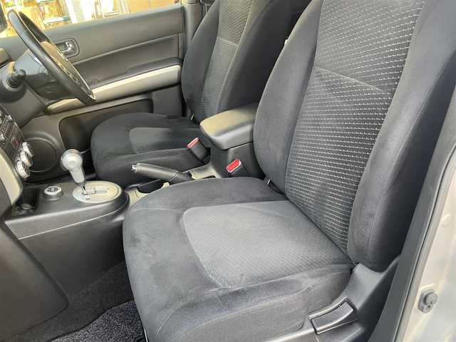 日産 エクストレイル 20GT 愛知県 2010(平22)年 12万km ブリリアントシルバー 4WD/クリーンディーゼルターボ/メーカーHDDナビTV/DVDビデオ&CD/地デジ　フルセグ/Bluetooth/バック&サイドカメラ/クルーズコントロール/インテリジェントキー/スペアキー有り/キセノンヘッドライト/オートライト/純正アルミホイル