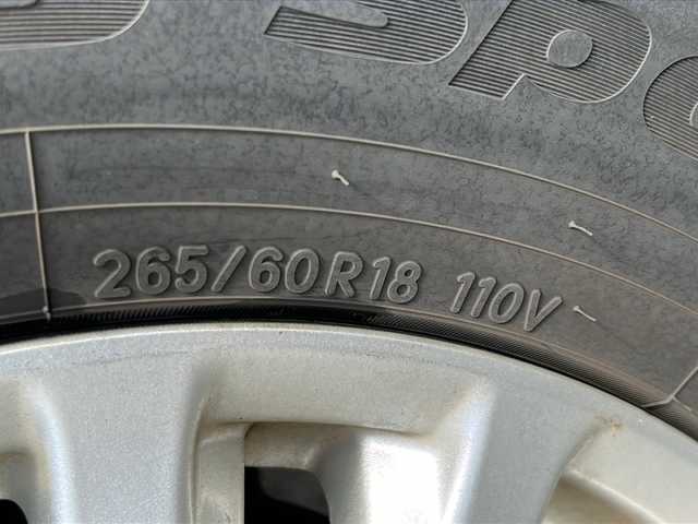 三菱 パジェロ ロング スーパーエクシード 富山県 2012(平24)年 10.4万km ウォームホワイトパール サンルーフ/４WD/レザーシート/3例シート/パワーシート（D／N）/メーカーオプションナビ/BT接続・フルセグTV/クルーズコントロール/シートヒーター/バックカメラ/フォグランプ/純正１８インチAW/純正ドアバイザー/純正フロアマット/横滑り防止装置/スペアキー/電動格納ウインカーミラー/ETC/ナビ取扱説明書/スペアキー/社外AWスタッドレス車載（265/60R18）