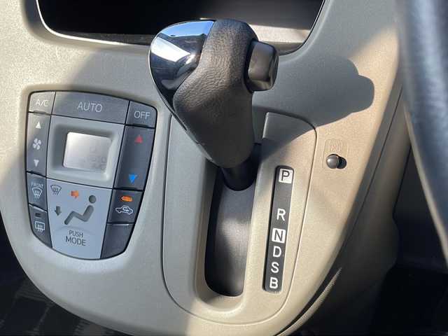 スバル ステラ L リミテッド 山口県 2013(平25)年 9.3万km アーバンナイトブルークリスタルメタリック KENWOOD オーディオ【50WX4】/AM/FMラジオ/14インチ純正アルミホイール/純正フロアマット/スマートキー/プッシュアップスタート/アイドリングストップ/オートエアコン/オートライト/ダブルSRSエアバッグ/盗難防止装置/取扱説明書/保証書/ドアバイザー/マッドガード/ワンオーナー