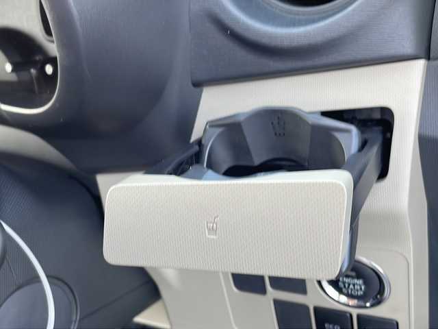 スバル ステラ L リミテッド 山口県 2013(平25)年 9.3万km アーバンナイトブルークリスタルメタリック KENWOOD オーディオ【50WX4】/AM/FMラジオ/14インチ純正アルミホイール/純正フロアマット/スマートキー/プッシュアップスタート/アイドリングストップ/オートエアコン/オートライト/ダブルSRSエアバッグ/盗難防止装置/取扱説明書/保証書/ドアバイザー/マッドガード/ワンオーナー