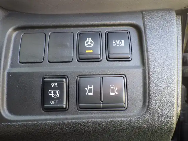 日産 セレナ e－パワー ハイウェイスター V 千葉県 2019(令1)年 6.3万km ダイヤモンドブラック エマージェンシーブレーキ/プロパイロット/インテリジェントクルーズコントロール/両側パワースライドドア/9インチ純正SDナビ/地デジTV/【BD/DVD/CD再生機能　Bluetooth接続】/アラウンドビューモニター/ドライブレコーダー/革巻きステアリング/ステアリングスイッチ/ETC/LEDヘッドライト/ウインカーミラー/コーナーセンサー/社外17インチアルミホイル/サイド/カーテンエアバッグ/インテリジェントキー