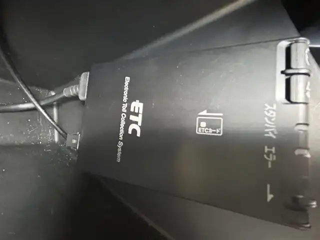 スズキ ジムニー XC 福岡県 2018(平30)年 1.4万km ジャングルグリーン ワンオーナー/4WD/軽量衝撃吸収ボディー/プリクラッシュセーフティ/デュアルセンサーブレーキ/横滑り防止装置/レーンキープアシスト/Panasonic8インチナビ/（BLUETOOTH/フルセグ/CD/DVD)/バックカメラ/クルーズコントロール/LEDライト/オートライト/シートヒーター/純正16インチAW/スマートキー/ドライブレコーダー/ETC/保証書/取扱説明書