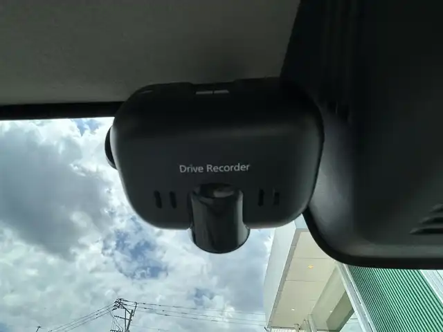 スズキ ジムニー XC 福岡県 2018(平30)年 1.4万km ジャングルグリーン ワンオーナー/4WD/軽量衝撃吸収ボディー/プリクラッシュセーフティ/デュアルセンサーブレーキ/横滑り防止装置/レーンキープアシスト/Panasonic8インチナビ/（BLUETOOTH/フルセグ/CD/DVD)/バックカメラ/クルーズコントロール/LEDライト/オートライト/シートヒーター/純正16インチAW/スマートキー/ドライブレコーダー/ETC/保証書/取扱説明書