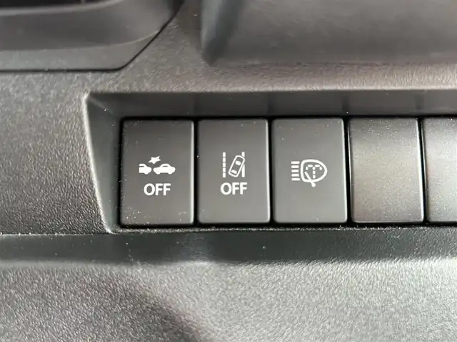 スズキ ジムニー XC 福岡県 2018(平30)年 1.4万km ジャングルグリーン ワンオーナー/4WD/軽量衝撃吸収ボディー/プリクラッシュセーフティ/デュアルセンサーブレーキ/横滑り防止装置/レーンキープアシスト/Panasonic8インチナビ/（BLUETOOTH/フルセグ/CD/DVD)/バックカメラ/クルーズコントロール/LEDライト/オートライト/シートヒーター/純正16インチAW/スマートキー/ドライブレコーダー/ETC/保証書/取扱説明書