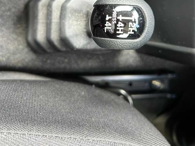 スズキ ジムニー XC 福岡県 2018(平30)年 1.4万km ジャングルグリーン ワンオーナー/4WD/軽量衝撃吸収ボディー/プリクラッシュセーフティ/デュアルセンサーブレーキ/横滑り防止装置/レーンキープアシスト/Panasonic8インチナビ/（BLUETOOTH/フルセグ/CD/DVD)/バックカメラ/クルーズコントロール/LEDライト/オートライト/シートヒーター/純正16インチAW/スマートキー/ドライブレコーダー/ETC/保証書/取扱説明書