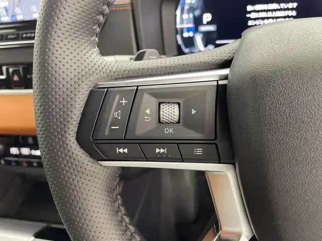 三菱 アウトランダー ＰＨＥＶ P 鹿児島県 2022(令4)年 4.1万km 茶 純正ナビ/（BT/フルセグTV）/パドルシフト/BOSEプレミアムサウンド/アラウンドビューモニター/マイパイロット/ブラインドスポットモニター/電動リアゲート/レザーシート/シートヒーター/パワーシート/ステアリングヒーター/オートライト/オートマチックハイビーム/スマートキー/プッシュスタート/リアサンシェード