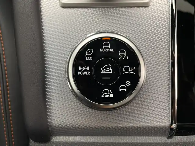 三菱 アウトランダー ＰＨＥＶ P 鹿児島県 2022(令4)年 4.1万km 茶 純正ナビ/（BT/フルセグTV）/パドルシフト/BOSEプレミアムサウンド/アラウンドビューモニター/マイパイロット/ブラインドスポットモニター/電動リアゲート/レザーシート/シートヒーター/パワーシート/ステアリングヒーター/オートライト/オートマチックハイビーム/スマートキー/プッシュスタート/リアサンシェード