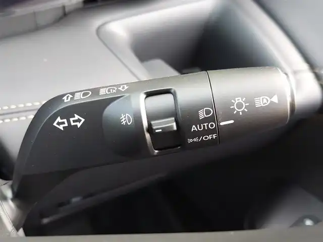 日産 セレナ e－パワー ハイウェイスター V 東京都 2025(令7)年 0.1千km プリズムホワイト 登録済未使用車/純正12.3インチカラーディスプレイ/アラウンドビューモニター/プロパイロット/インテリジェントルームミラー/前後ドライブレコーダー/11インチ後席専用モニター/両側電動スライドドア/ビルトインETC2.0/衝突軽減ブレーキ/レーンキープアシスト/ブラインドスポットモニター/オートマチックハイビーム/コーナーセンサー/置くだけワイヤレス充電器/後席サンシェード/LEDヘッドライト/スマートキー