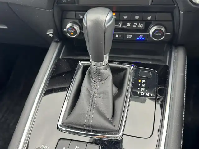マツダ ＣＸ－８ XD スポーツアピアランス 滋賀県 2024(令6)年 3.7万km ジェットブラックマイカ レザーシート/純正12.25ナビ/・Bluetooth/USB/フルセグ/全方位カメラ/シートヒーター/シートベンチレーション/パワーシート/パワーリアゲート/電子パーキング/純正19AW/社外デジタルインナーミラー/LEDヘッドライト/ステアリングヒーター/純正ETC