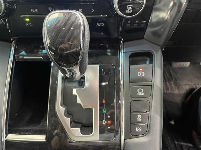 トヨタ アルファード S Cパッケージ 鹿児島県 2019(令1)年 1.9万km ホワイトパールクリスタルシャイン 禁煙車　/ツインムーンルーフ　/純正フリップダウンモニター　/純正９インチナビ　/トヨタセーフティセンス/前後コーナーセンサー/バックカメラ　/全席パワーシート　/両側パワースライドドア/前席シートヒーター/前席シートベンチレーション/ウッド調コンビハンドル　/LEDヘッドライト/ETC/純正アルミホイール/オートライト/オートマチックハイビーム