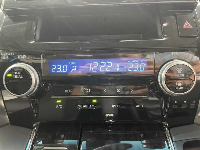 トヨタ アルファード S Cパッケージ 鹿児島県 2019(令1)年 1.9万km ホワイトパールクリスタルシャイン 禁煙車　/ツインムーンルーフ　/純正フリップダウンモニター　/純正９インチナビ　/トヨタセーフティセンス/前後コーナーセンサー/バックカメラ　/全席パワーシート　/両側パワースライドドア/前席シートヒーター/前席シートベンチレーション/ウッド調コンビハンドル　/LEDヘッドライト/ETC/純正アルミホイール/オートライト/オートマチックハイビーム