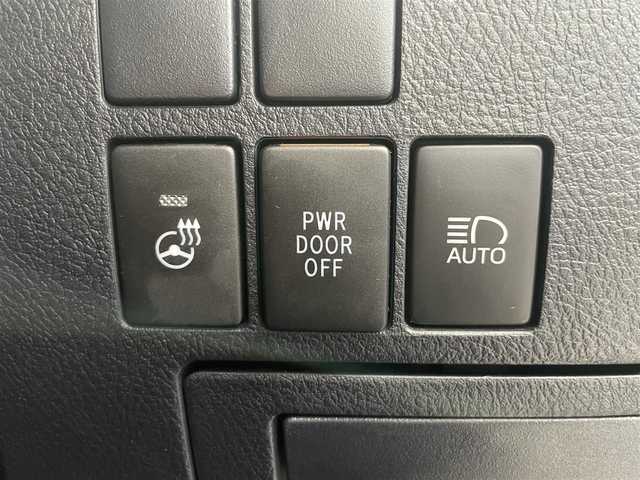 トヨタ アルファード S Cパッケージ 鹿児島県 2019(令1)年 1.9万km ホワイトパールクリスタルシャイン 禁煙車　/ツインムーンルーフ　/純正フリップダウンモニター　/純正９インチナビ　/トヨタセーフティセンス/前後コーナーセンサー/バックカメラ　/全席パワーシート　/両側パワースライドドア/前席シートヒーター/前席シートベンチレーション/ウッド調コンビハンドル　/LEDヘッドライト/ETC/純正アルミホイール/オートライト/オートマチックハイビーム