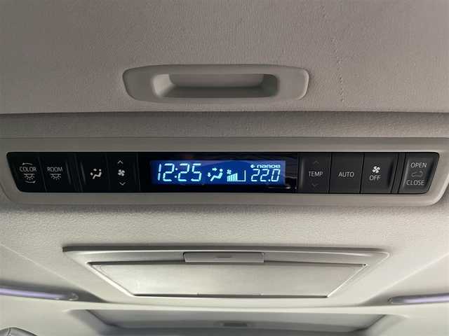 トヨタ アルファード S Cパッケージ 鹿児島県 2019(令1)年 1.9万km ホワイトパールクリスタルシャイン 禁煙車　/ツインムーンルーフ　/純正フリップダウンモニター　/純正９インチナビ　/トヨタセーフティセンス/前後コーナーセンサー/バックカメラ　/全席パワーシート　/両側パワースライドドア/前席シートヒーター/前席シートベンチレーション/ウッド調コンビハンドル　/LEDヘッドライト/ETC/純正アルミホイール/オートライト/オートマチックハイビーム