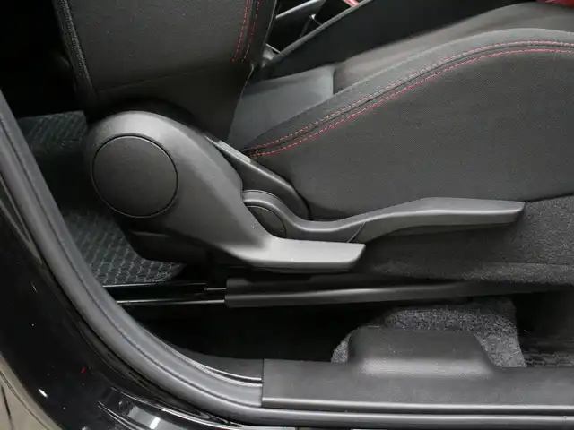 スズキ スイフト スポーツ 三重県 2023(令5)年 2.9万km スーパーブラックパール ワンオーナー /セーフティサポート /アイドリングストップ/ストラーダSDナビ・地デジTV/・DVD/CD/・Bluetooth/全方位ミニター用カメラパッケージ/バックソナー/アダプティブクルーズコントロール/ブラインドスポットモニター/シートヒーター/ビルトインETC/純正17インチアルミホイール/純正エアロ/LEDヘッドランプ/・オートライト/ハイビームアシスト/フロントフォグランプ/プッシュエンジンスタート/スマートキー×2/新車時保証書/取扱説明書