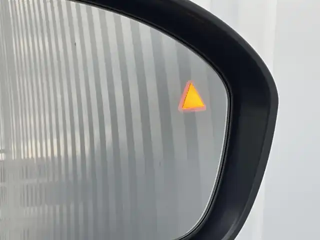 日産 ノート X 福岡県 2021(令3)年 1.7万km ダークメタルグレー プロパイロット /全周囲カメラ /純正ナビ　/フルセグTV /デジタルインナーミラー/ACC/LDW/エマージェンシーブレーキ /ワイヤレス充電 /HDMI入力 /USB /Bluetooth /ステアリングスイッチ/電格ミラー/スマートキー/プッシュスタート