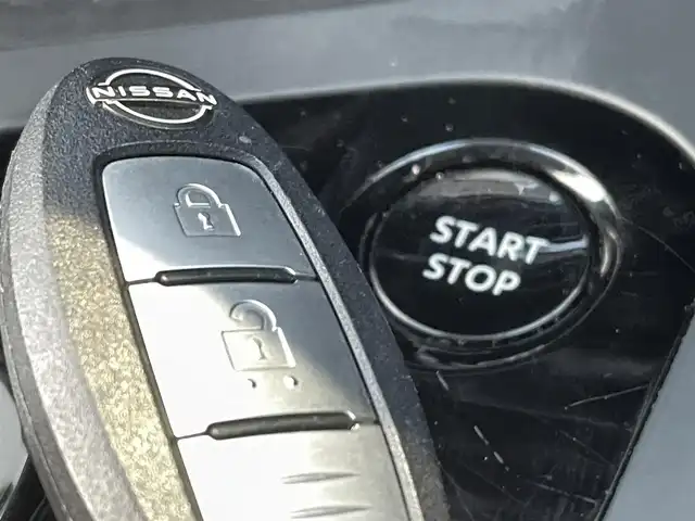 日産 ノート X 福岡県 2021(令3)年 1.7万km ダークメタルグレー プロパイロット /全周囲カメラ /純正ナビ　/フルセグTV /デジタルインナーミラー/ACC/LDW/エマージェンシーブレーキ /ワイヤレス充電 /HDMI入力 /USB /Bluetooth /ステアリングスイッチ/電格ミラー/スマートキー/プッシュスタート